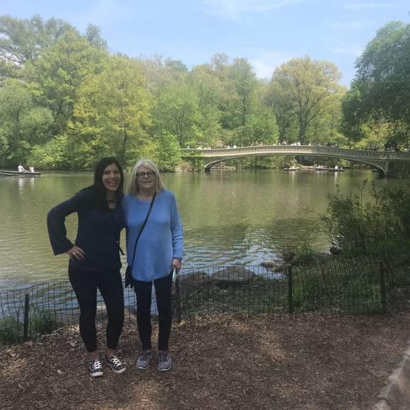 Meet your Posher, Tennille - Picture 1 of 1